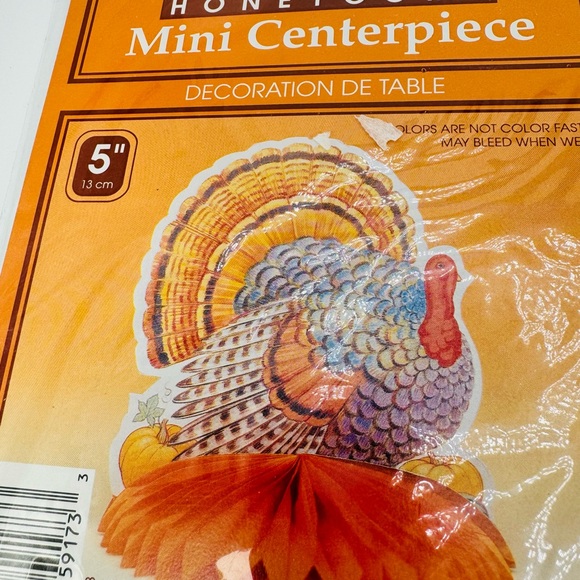 VTG Amscan Mini Thanksgiving Honeycomb Centerpieces Lot Of 2 Turkey/Pilgrim Boy - Picture 3 of 4